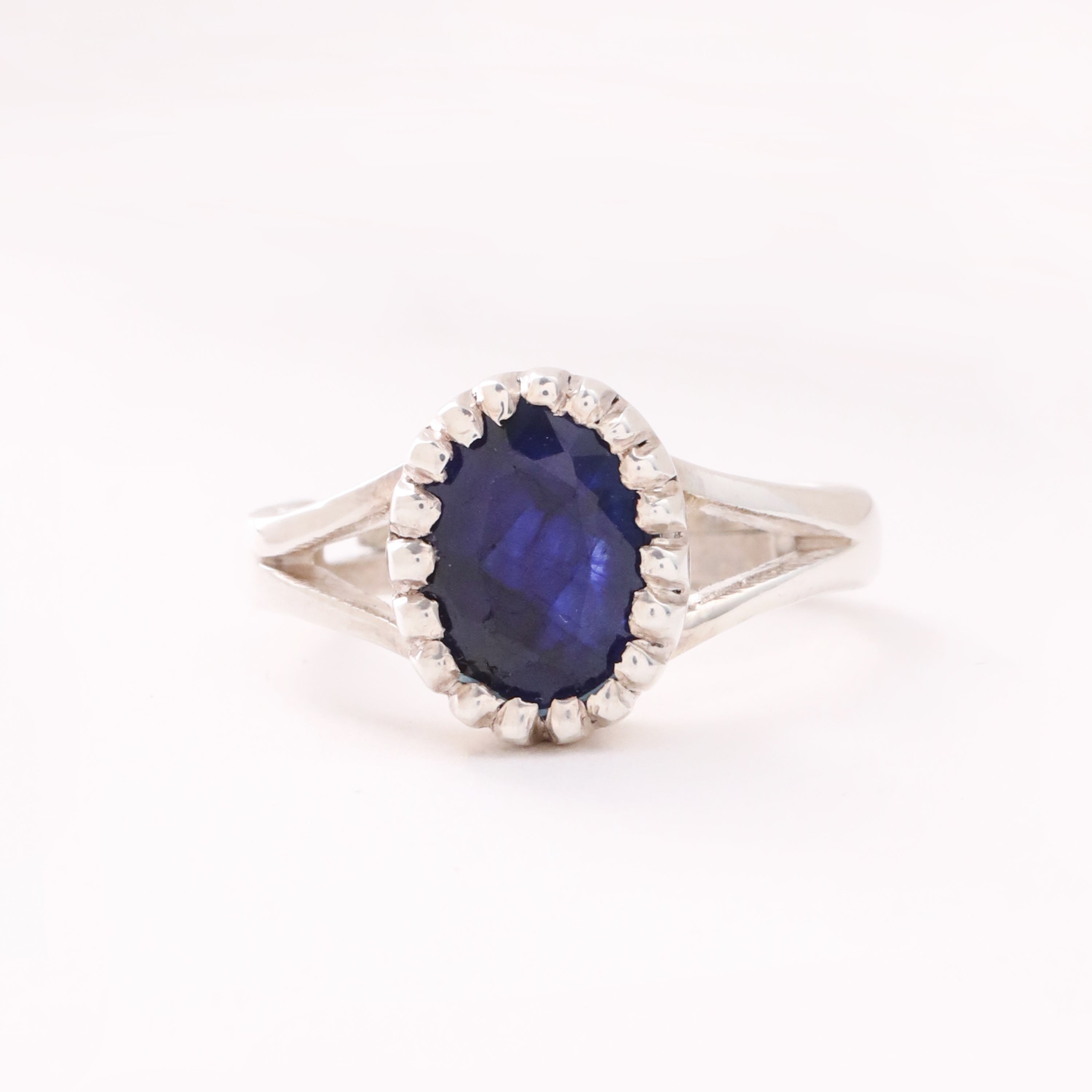Blue Sapphire (Neelam) ring in Silver